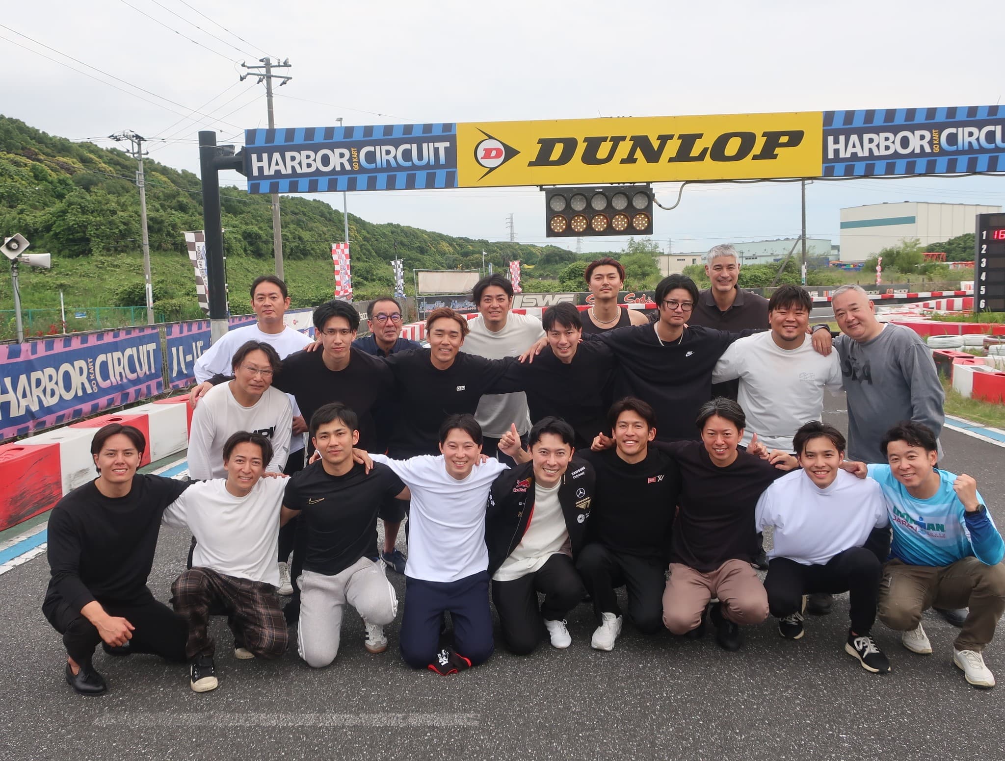 木更津店の貸切レースに参加するドライバー
